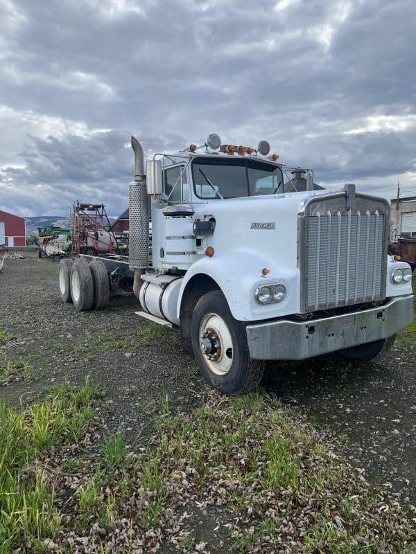 1980 Kenworth - Image 2