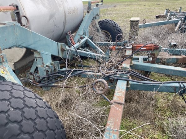 Calkins 36' 4x4 Cultivator w/Harrow, 800 Gal Stainless Steel Backpack - Image 8