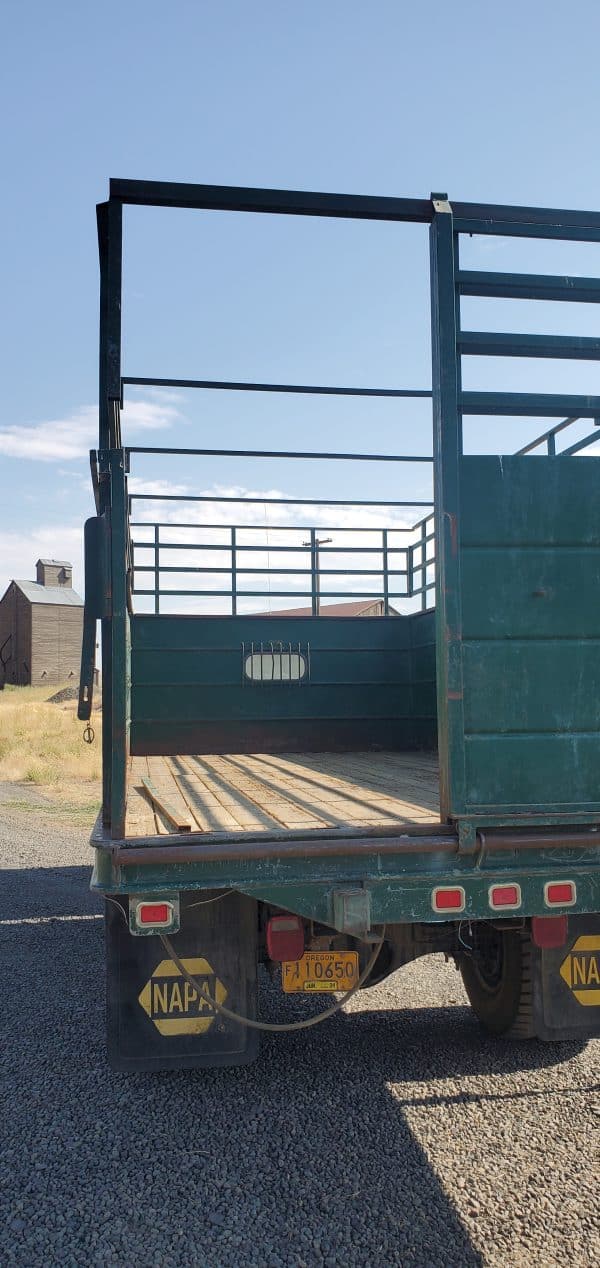 1984 Chevy C60 w/16’ Knapheide bed & hoist - Image 4