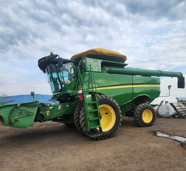 JD S670 w/914 pick-up header