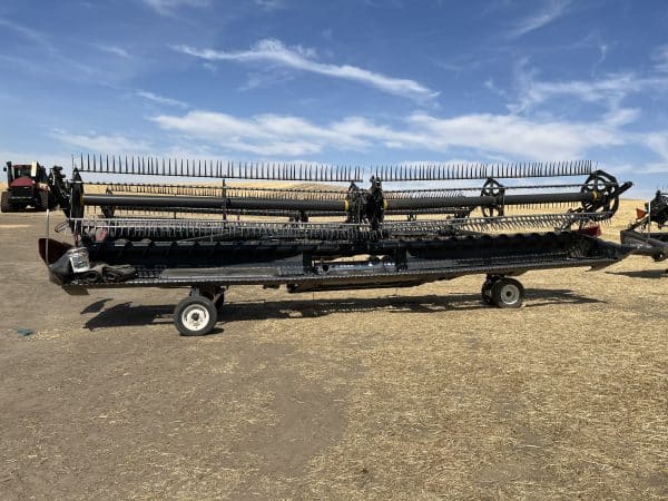 2019 MacDon FD13 35’ draper header