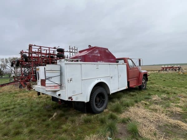 1981 Ford F600 - Image 6