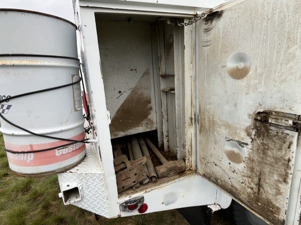 1981 Ford F600 - Image 10