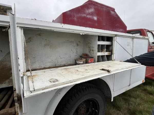 1981 Ford F600 - Image 11