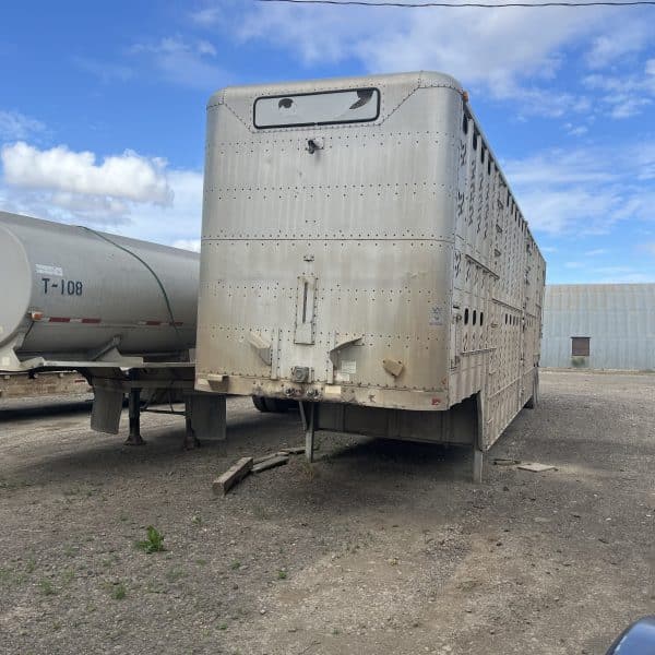 1983 48’ Wilson Cattle Trailer