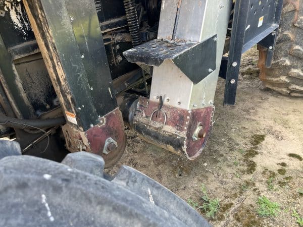 1996 Gleaner R72 w/30’ MacDon header - Image 7