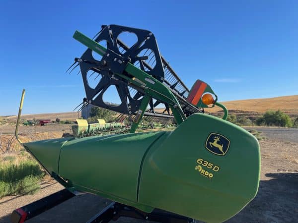 2014 JD S680 w/635D header - Image 8