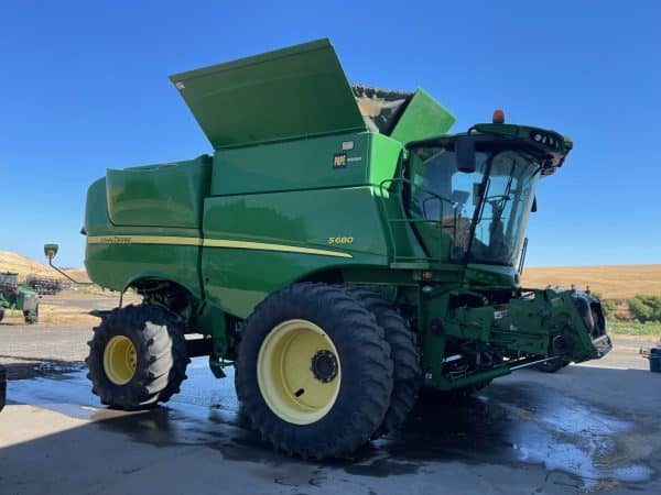 2014 JD S680 w/635D header