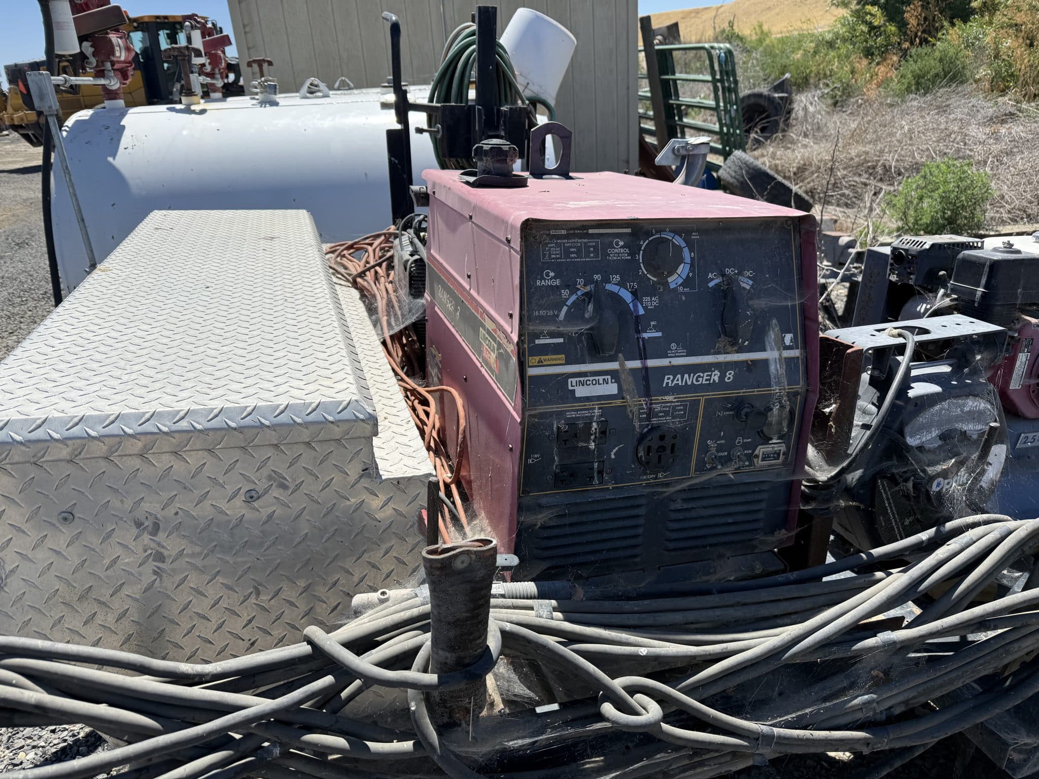 Welder/service trailer - Image 3