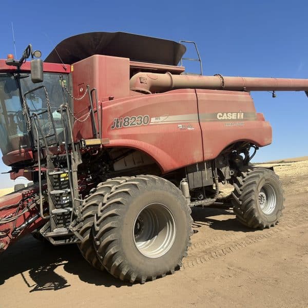 Case IH 8230 4WD, Hilco Hillside, 40' MacDon draper header